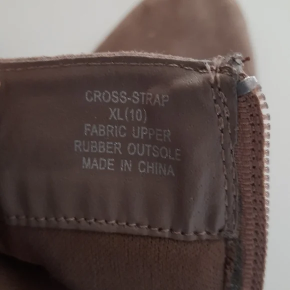 Ankle Shoes (Boots) - Size 10 (XL) - Picture 11 of 11